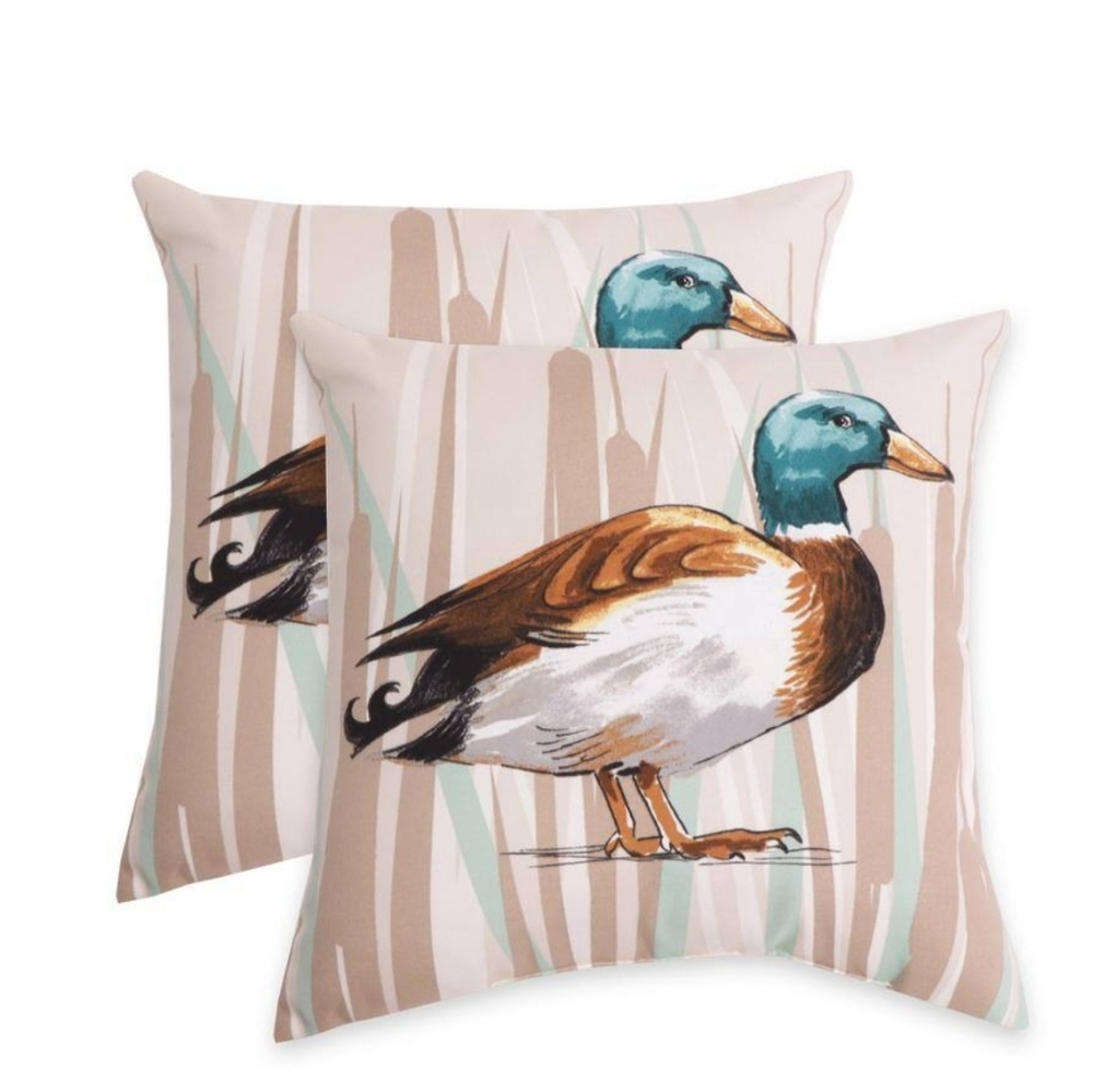 Hamilton Bay, Waddling Pillow Almond Biscotti, Outside Pillows, 18"x18" NWOT